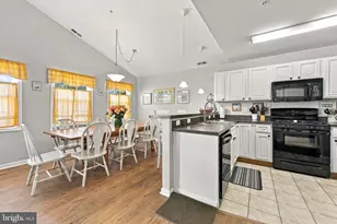 116 E 17th Ave, Wildwood, NJ 08260 - Photo 5