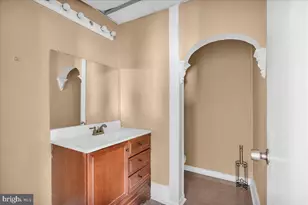 204 Hunter St, Woodbury, NJ 08096 - Photo 9