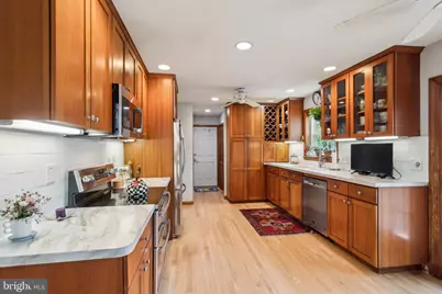 9 Still Run Drive, East Greenwich Township, NJ 08056 - Photo 11