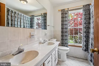 9 Still Run Drive, East Greenwich Township, NJ 08056 - Photo 15