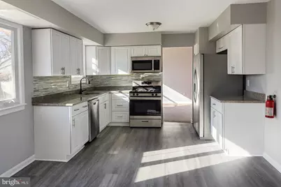 112 Hemlock Drive, Monroe Township, NJ 08094 - Photo 5