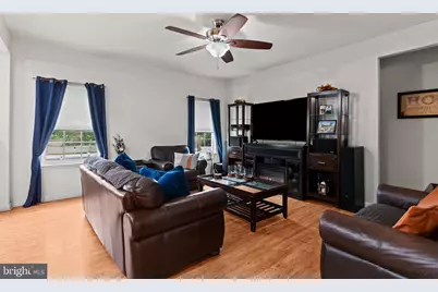 422 Wistar Place, Glassboro, NJ 08028 - Photo 9