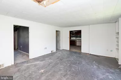 747 -745 Valley Green Avenue, Deptford, NJ 08096 - Photo 5