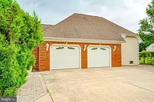 741 Barnsboro Rd, Harrison Township, NJ 08062 - Photo 5