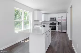 17 Peach St, Westville, NJ 08093 - Photo 9