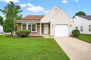 402 Paradise Rd, Monroe Township, NJ 08094 - Photo 1