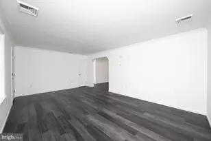 423 Sheridan Ave, Paulsboro, NJ 08066 - Photo 9