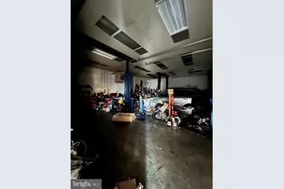 400 W Broad Street, Paulsboro, NJ 08066 - Photo 7