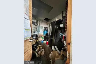 400 W Broad Street, Paulsboro, NJ 08066 - Photo 5