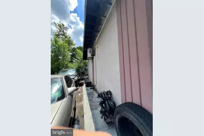 400 W Broad Street, Paulsboro, NJ 08066 - Photo 3