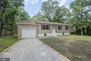 1431 11th Ave, Monroe Township, NJ 08094 - Photo 1