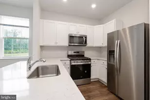 301 Mazzeo Dr, Glassboro, NJ 08028 - Photo 23