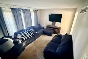 535 Frederick St, Monroe Township, NJ 08094 - Photo 5