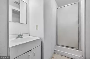 1025 Linden Ave, Monroe Township, NJ 08094 - Photo 35