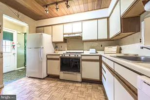 827 St Regis Ct, West Deptford, NJ 08051 - Photo 9