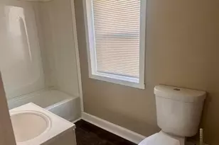 108 W Buck St, Paulsboro, NJ 08066 - Photo 3