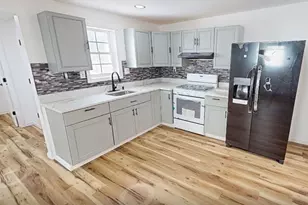 626 Green St, Woodbury, NJ 08096 - Photo 3