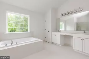 001 Pond View Ct, Elk Township, NJ 08343 - Photo 13