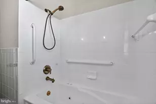 109 Lindale Ave, Monroe Township, NJ 08094 - Photo 25