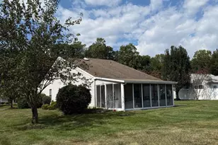 38 Pinecrest Dr, Deptford, NJ 08096 - Photo 3