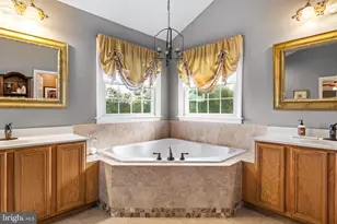 220 Hickory Ln, Harrison Township, NJ 08062 - Photo 37