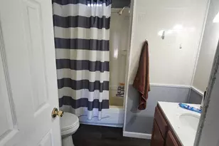 302 Arizona Ave, Monroe Township, NJ 08094 - Photo 11