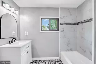 200 Delsea Dr, Franklin Township, NJ 08328 - Photo 11