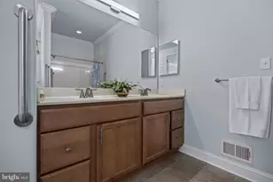 211 Emerald Ln, Harrison Township, NJ 08062 - Photo 19