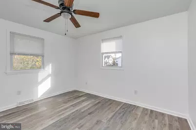 238 W Center Street, Clayton, NJ 08312 - Photo 17