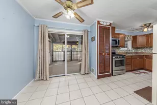 158 Bentwood Dr, Franklin Township, NJ 08328 - Photo 9