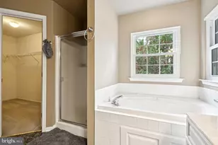 121 Weathervane Dr, East Greenwich Township, NJ 08061 - Photo 13