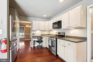 121 Weathervane Dr, East Greenwich Township, NJ 08061 - Photo 7