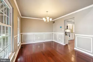 121 Weathervane Dr, East Greenwich Township, NJ 08061 - Photo 5