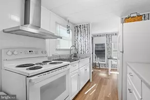 735 Woodside Dr, Harrison Township, NJ 08062 - Photo 9