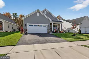 3715 Castleton Dr, Monroe Township, NJ 08094 - Photo 3