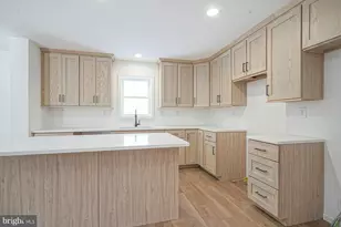 208 Strand Ave, Sewell, NJ 08080 - Photo 9