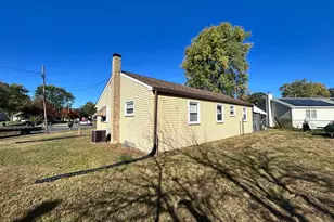 24 W Lois Dr, Monroe Township, NJ 08094 - Photo 9