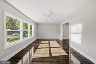 10 Birch Grove Ln, Blackwood, NJ 08012 - Photo 3