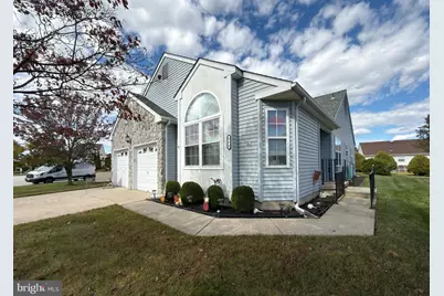 617 Saint Vincent Court, Monroe Township, NJ 08094 - Photo 3