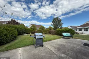 617 St Vincent Ct, Monroe Township, NJ 08094 - Photo 25