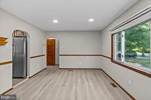 851 Trenton Ave, Sewell, NJ 08080 - Photo 7