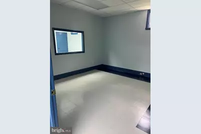 403 W Broad Street, Greenwich Township, NJ 08027 - Photo 5