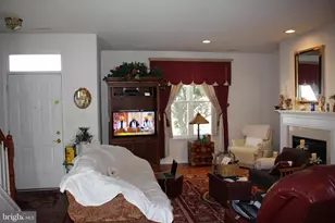 301 Castlewood Way, Woodbury, NJ 08096 - Photo 3