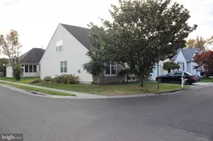 301 Castlewood Way, Woodbury, NJ 08096 - Photo 17