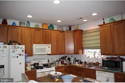 301 Castlewood Way, Woodbury, NJ 08096 - Photo 23