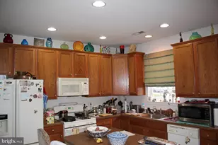 301 Castlewood Way, Woodbury, NJ 08096 - Photo 23