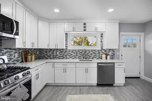 23 Grandview Ave, Monroe Township, NJ 08094 - Photo 9