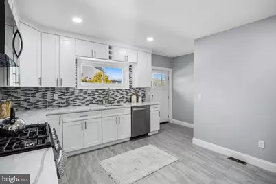 23 Grandview Avenue, Monroe Township, NJ 08094 - Photo 7