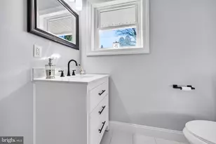 23 Grandview Ave, Monroe Township, NJ 08094 - Photo 11