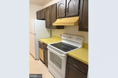 8 Charles Carroll Bldg, Washington Township, NJ 08012 - Photo 17